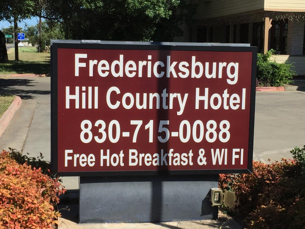 Fredericksburg Hill Country Hotel Exterior foto